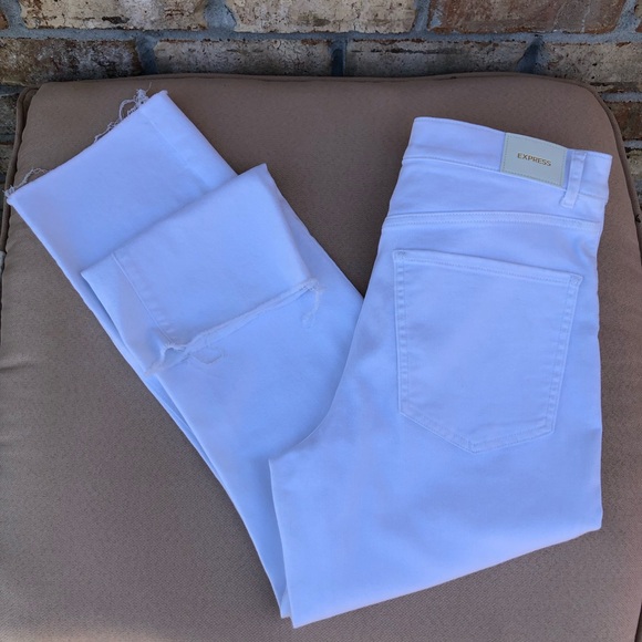 Express Style 06710774 High Waisted White Ripped Straight Raw Hem Ankle Jeans 10 - Picture 16 of 16